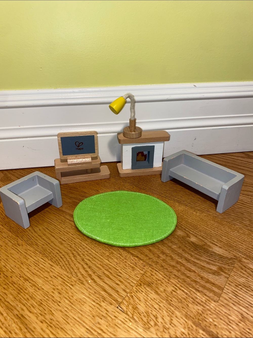 Hape Wooden Dollhouse Furniture Living Room Playset